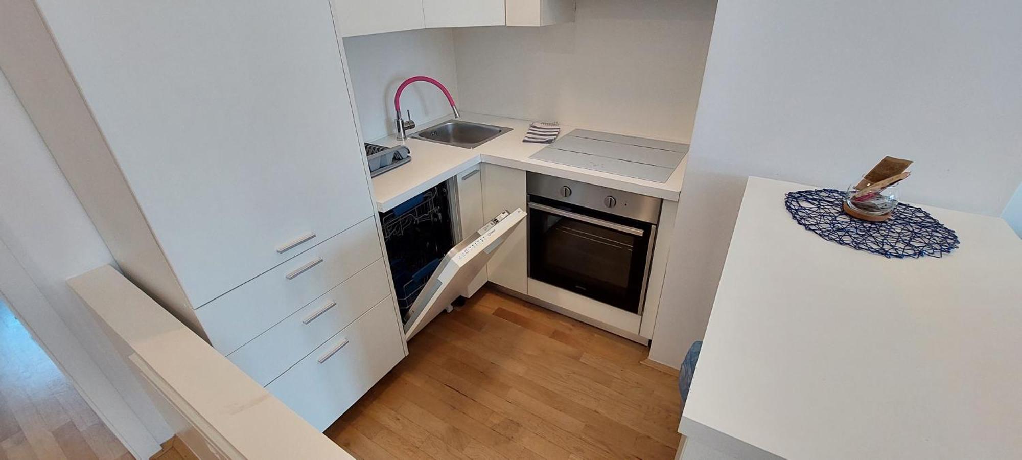 Deluxe Apartment Kristian Whit A Private Parking Rijeka Exterior photo